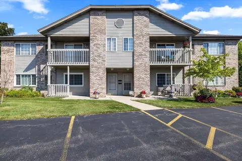 s76w16927 Gregory #A, Muskego, WI 53150