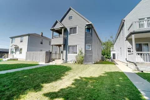 5233 N Sherman, Milwaukee, WI 53209