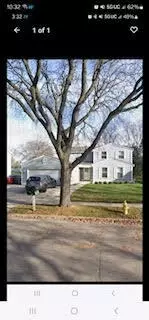 2813 Sussex #2815, Waukesha, WI 53188