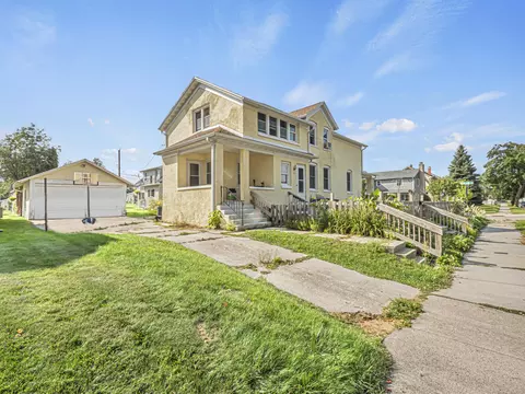 1237 Oakland, Sheboygan, WI 53081