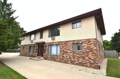 2364 S 69th, West Allis, WI 53219