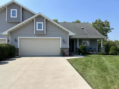 534 Maple Leaf, Manitowoc, WI 54220
