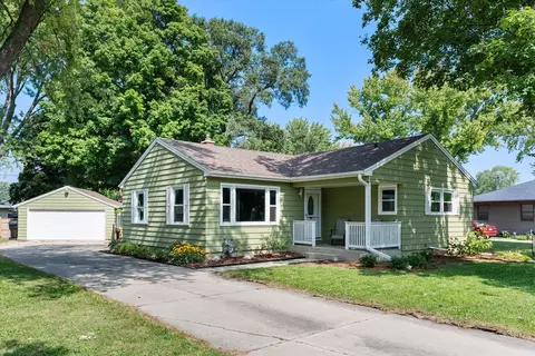 8125 N 66th, Brown Deer, WI 53223
