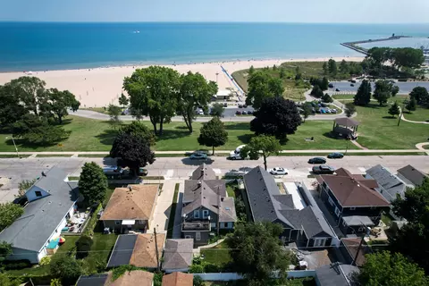 1522 Michigan, Racine, WI 53402