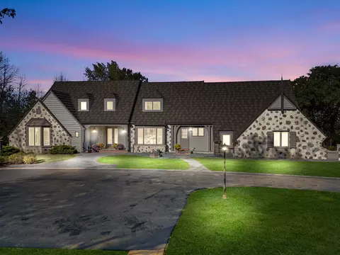 9555 N Range Line, River Hills, WI 53217