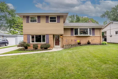7149 W Wedgewood, Milwaukee, WI 53220
