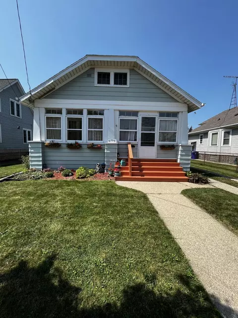 6706 29th, Kenosha, WI 53143