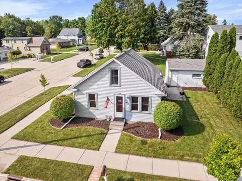 1136 Grand, Sheboygan, WI 53083