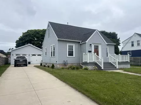 1608 S 23rd, Manitowoc, WI 54220