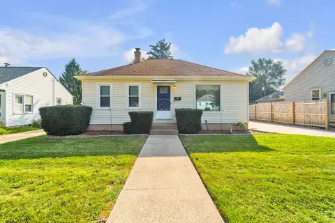 1723 Orchard, Racine, WI 53405