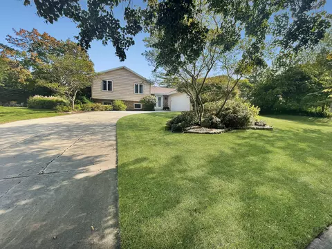 710 Green Tree, Kohler, WI 53044