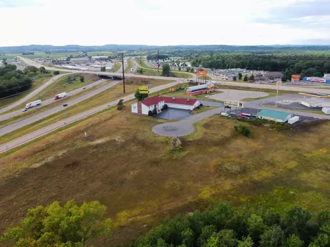 000 Eaton, Tomah, WI 54660