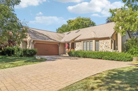 13480 W Wembly, New Berlin, WI 53151