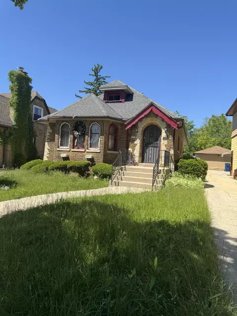 4419 N 30th, Milwaukee, WI 53209