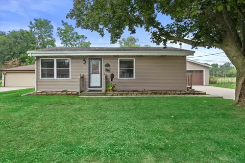 624 Wheelock, Hartford, WI 53027