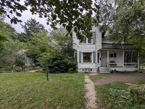 821 E Broadway, Waukesha, WI 53186