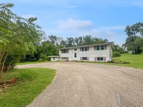 w187 Tombeau Boulevard, Bloomfield, WI 53128