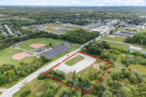 291 N Lincoln, Elkhart Lake, WI 53020