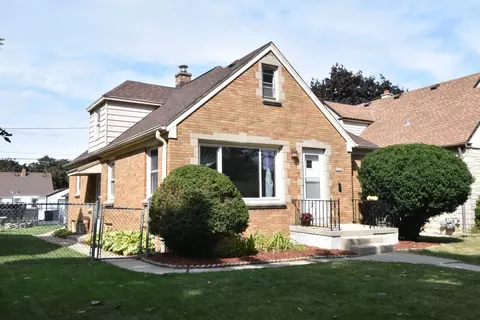 3045 N 88th, Milwaukee, WI 53222
