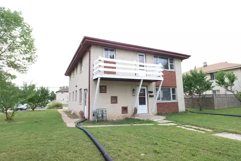 8701 W Thurston #8703, Milwaukee, WI 53225