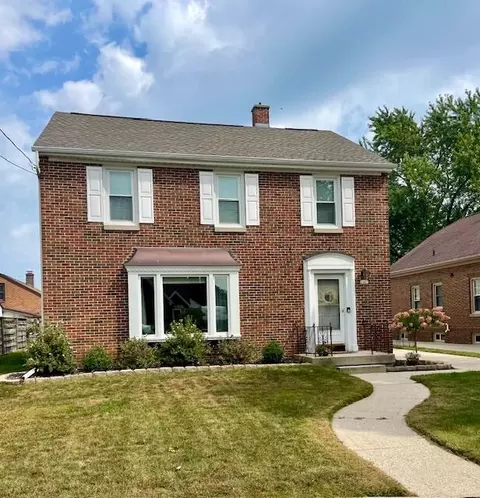 1607 S 15th, Manitowoc, WI 54220