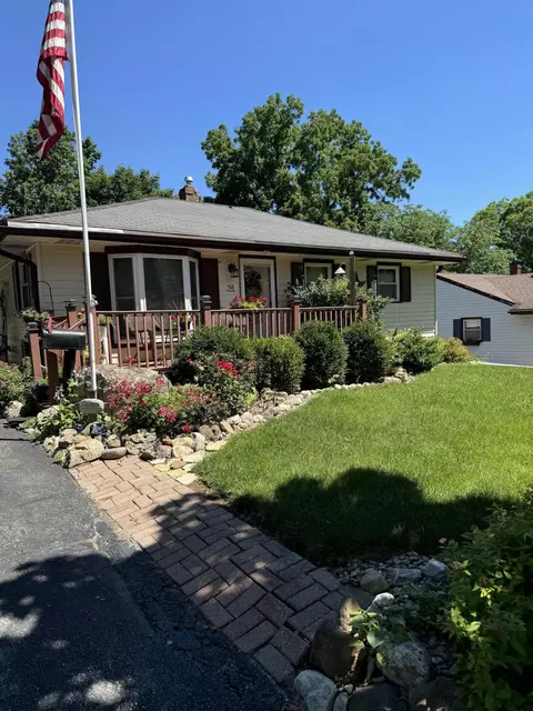 518 Lewis, Burlington, WI 53105