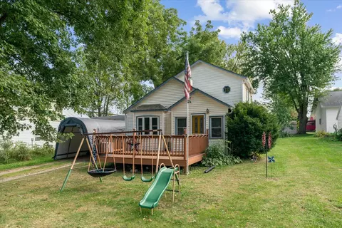 617 E Linton, Viroqua, WI 54665