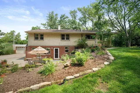34206 Davies, Summit, WI 53066