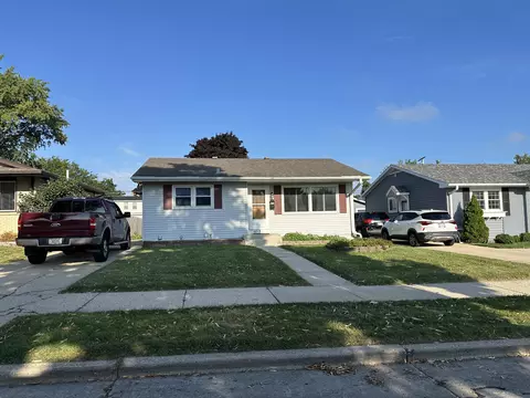 6033 50th, Kenosha, WI 53142