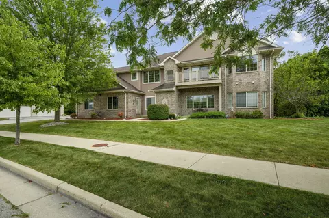 5843 Kinzie #72, Mount Pleasant, WI 53406