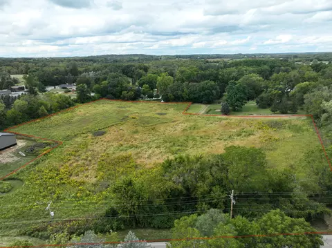 11600 Fox Riv, Salem, WI 53179