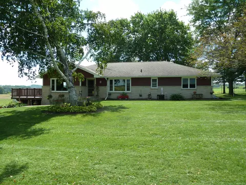 4369 Badger, Kewaskum, WI 53040