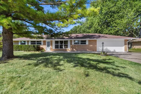12040 44th, Pleasant Prairie, WI 53158