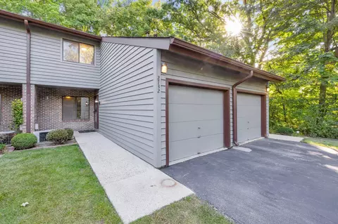 2732 Old Ml, Racine, WI 53405