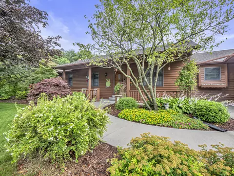 w6927 Stoney Ridge Lane, Mitchell, WI 53073