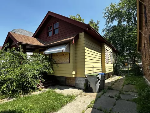 3536 N 3rd, Milwaukee, WI 53212