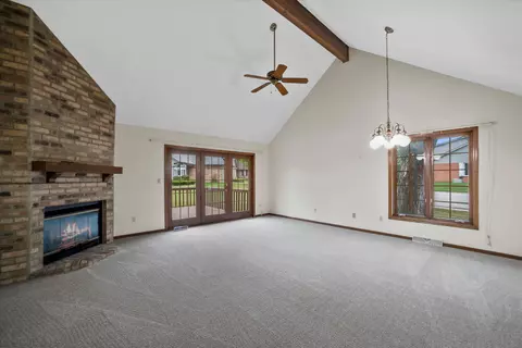 5407 S Somerset, Greenfield, WI 53221