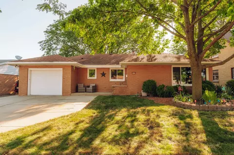 3666 S 77th, Milwaukee, WI 53220