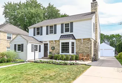 4960 N Ardmore, Whitefish Bay, WI 53217