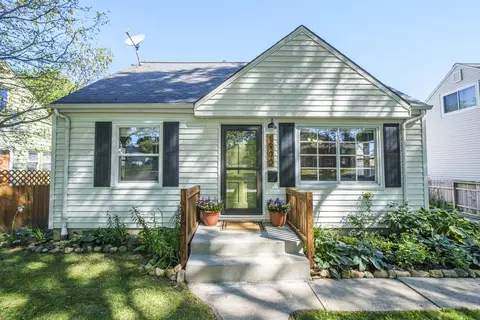1900 E Oklahoma, Milwaukee, WI 53207