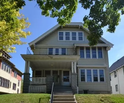 2920 S Lenox #2922, Milwaukee, WI 53207