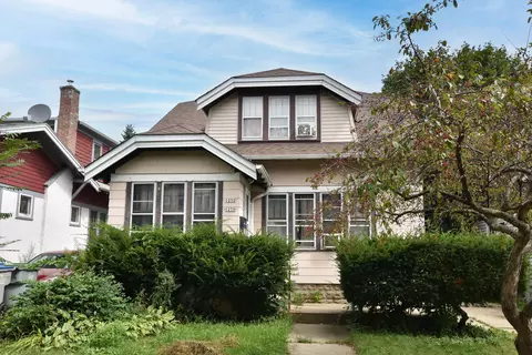 1250 N 46th #1252, Milwaukee, WI 53208