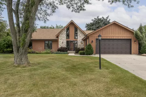 13111 W Scarborough, New Berlin, WI 53151