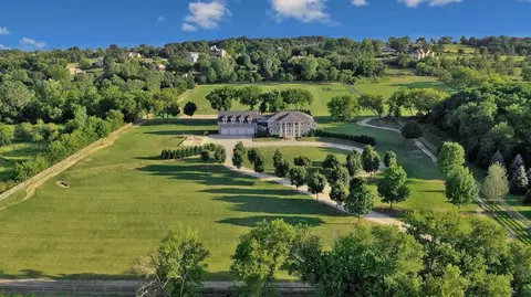 n50w25545 Lisbon, Pewaukee, WI 53072