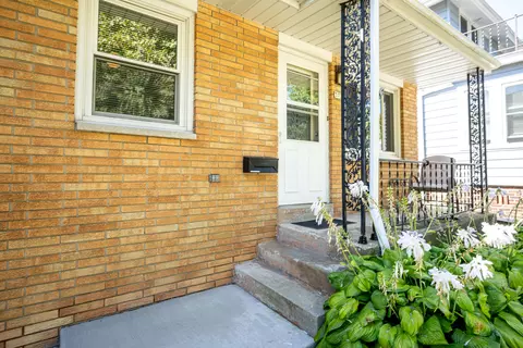 3735 E Squire, Cudahy, WI 53110