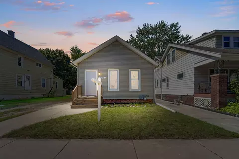 1516 Buchanan, Racine, WI 53402