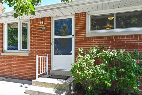 3809 Russet, South Milwaukee, WI 53172