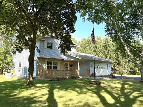w240 Lake Park Circle Road, Concord, WI 53066