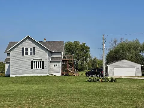 3802 Clover #A, Manitowoc, WI 54220