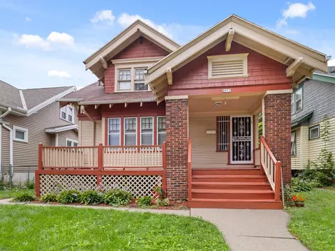 2857 N 40th, Milwaukee, WI 53210